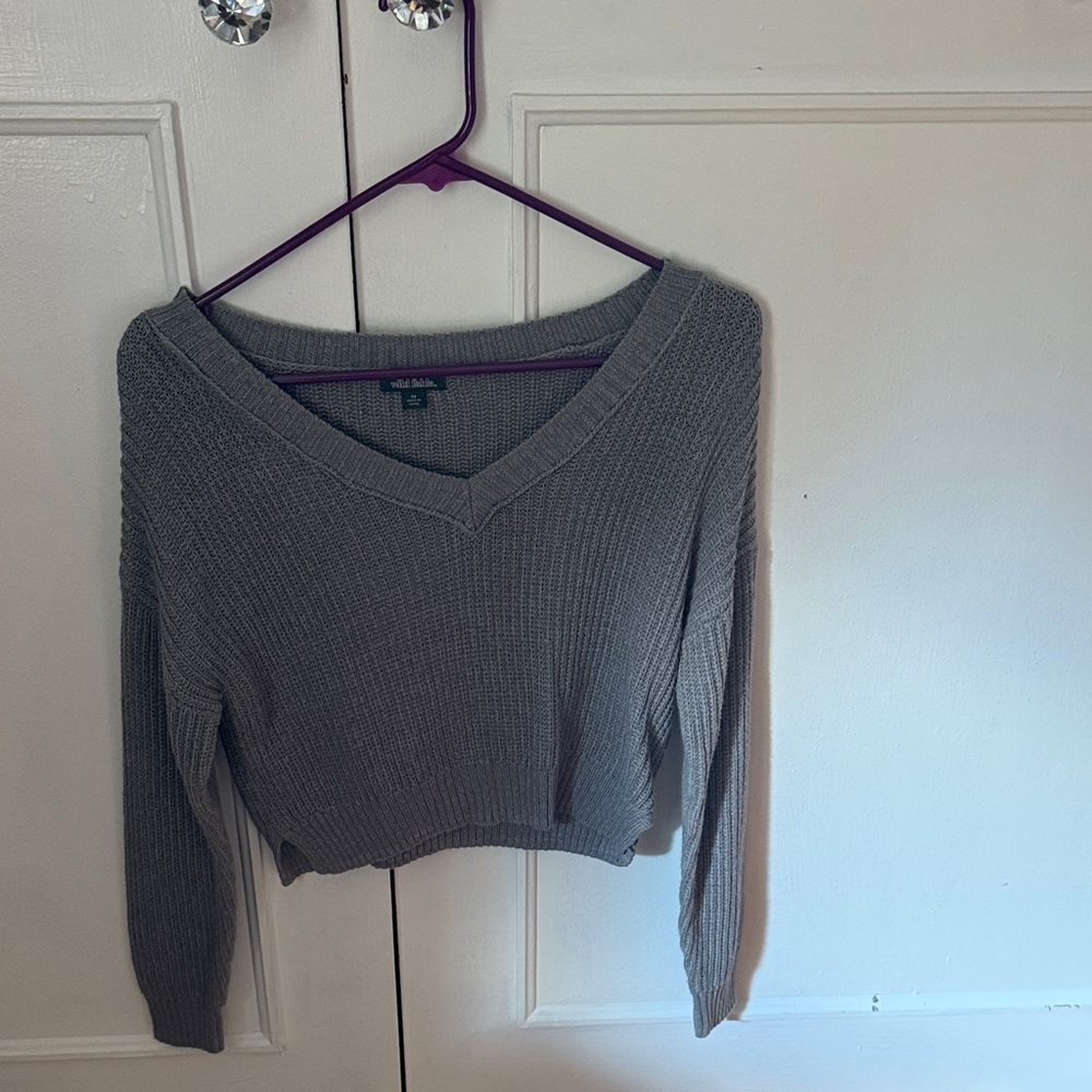 Target Women's Gray V-Neck Sweater